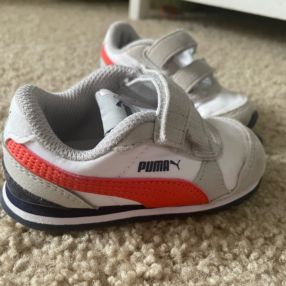 Toddler shoes size 6